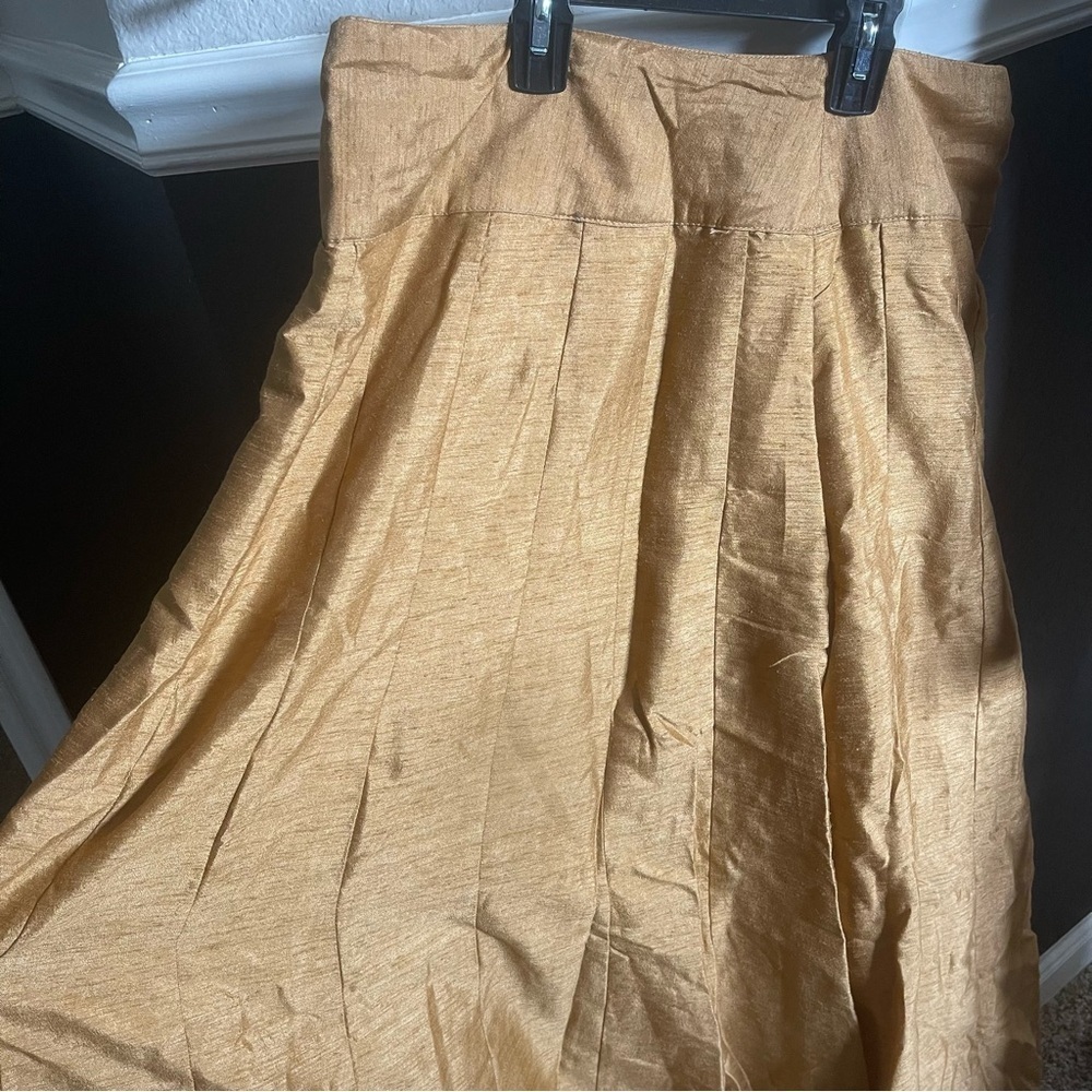 Pakistani Indian Bollywood Cape style Kurta with Skirt and Duppata Brown & gold - Picture 10 of 12